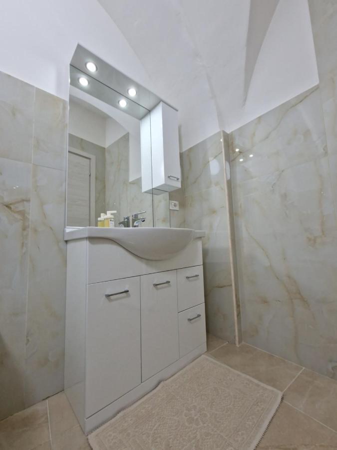Апартаменти Daniel'S House Катанія Екстер'єр фото